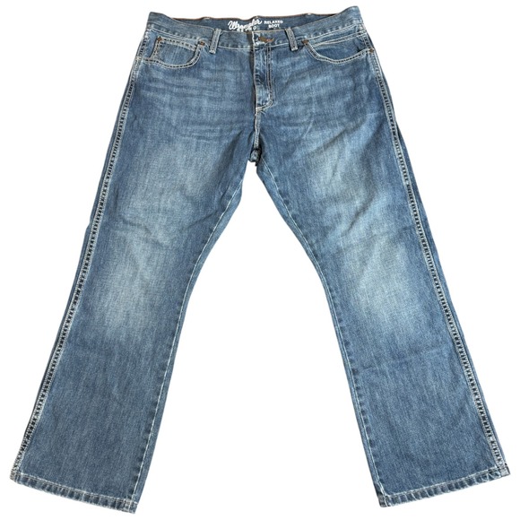Wrangler Retro Jeans Men 36x30 Relaxed Boot Blue Denim Distressed Cowboy Western - Picture 1 of 3